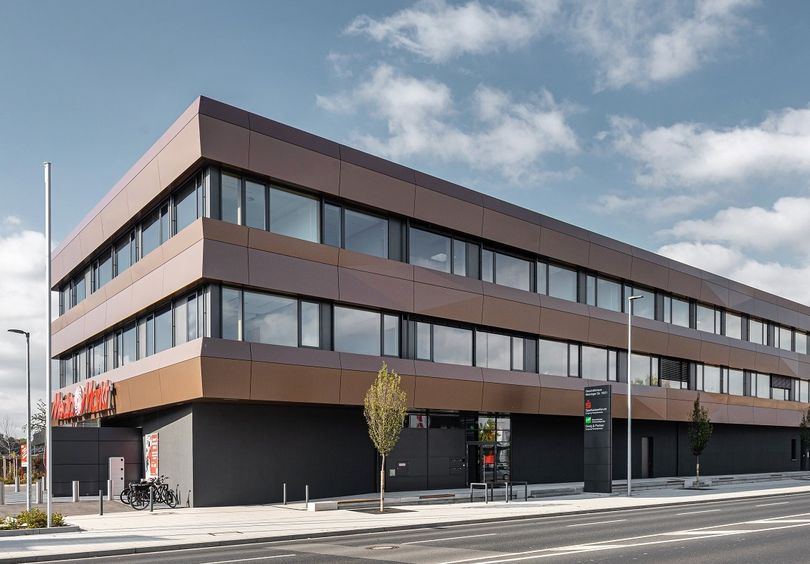 Bild: Gewerbe- und Verwaltungsbau Sparkasse Bad Neustadt