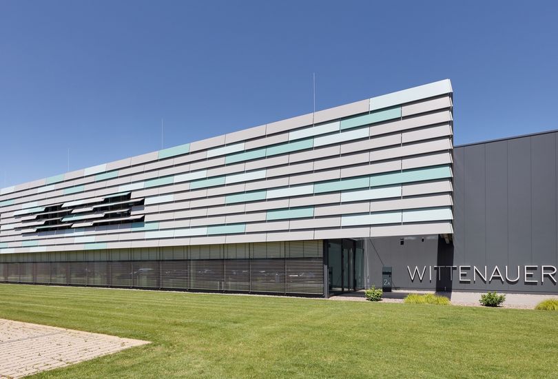 Wittenauer, Sasbach, Metallfassade, Alu-Lamellenfassade
