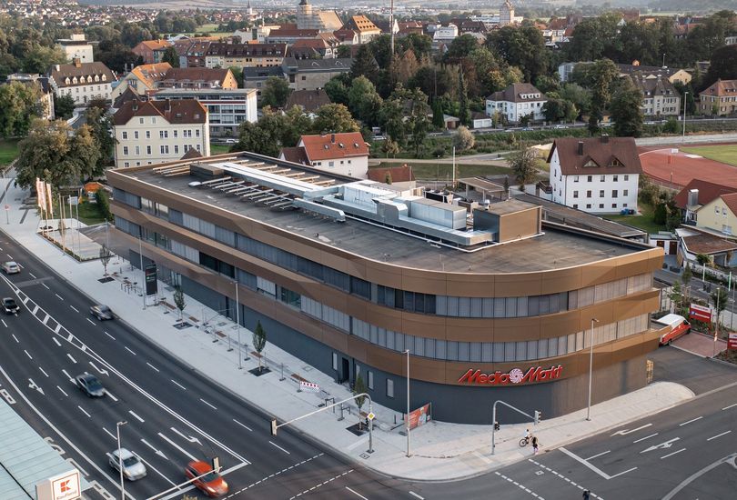 Sparkasse Bad Neustadt, Metallfassade, Verbundalu, Alucobond, 3A Composites GmbH
