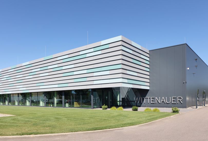 Wittenauer, Sasbach, Metallfassade, Alu-Lamellenfassade