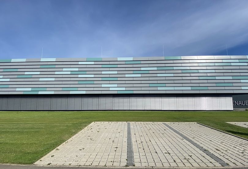 Wittenauer, Sasbach, Metallfassade, Alu-Lamellenfassade