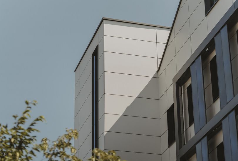 Volksbank, Müllheim, Keramikfassade