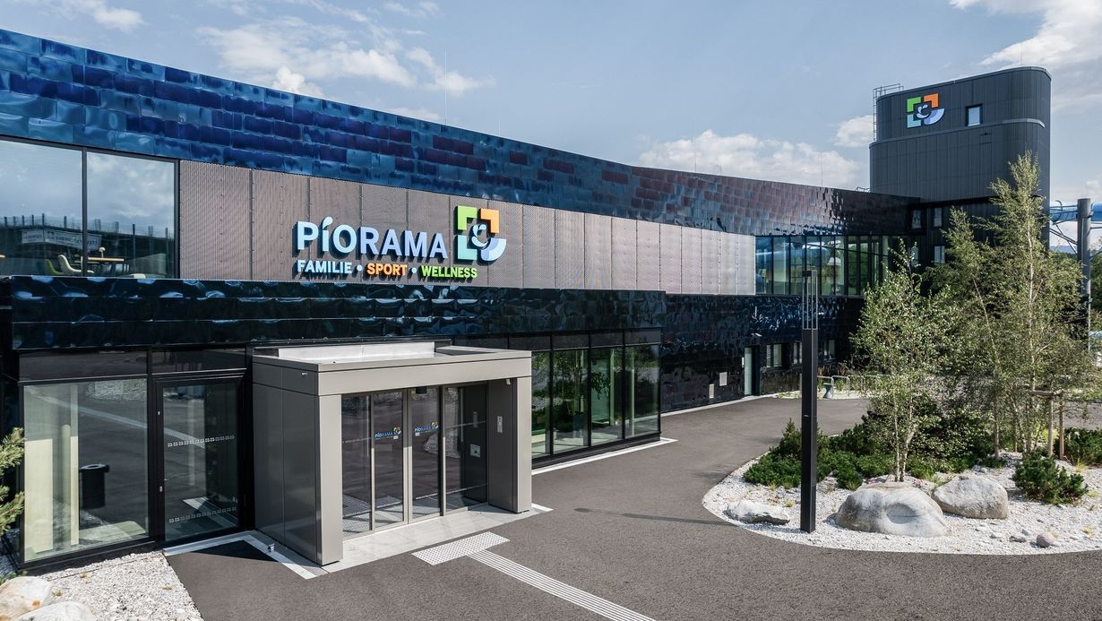 Bild: Edelstahlschindeln PiORAMA