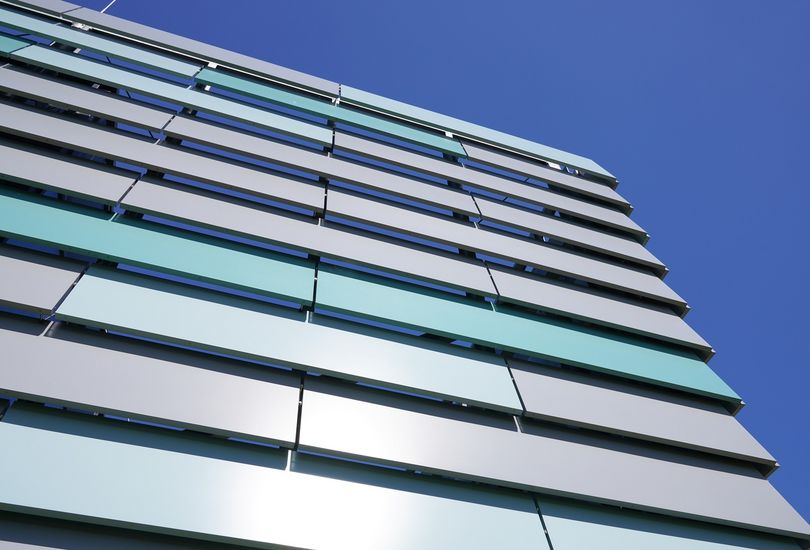 Wittenauer, Sasbach, Metallfassade, Alu-Lamellenfassade