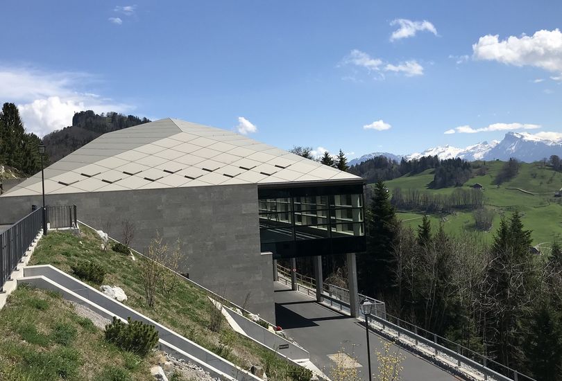 Tennishalle, Bürgenstock Hotels & Resort, Waldhotel, Bürgenstock, Schweiz, Dach, Reynobond, Arconic GmbH