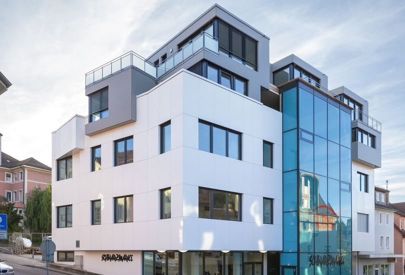 Backnang, Mineralstofffassade, Corian®, DuPont de Nemours (Deutschland) GmbH