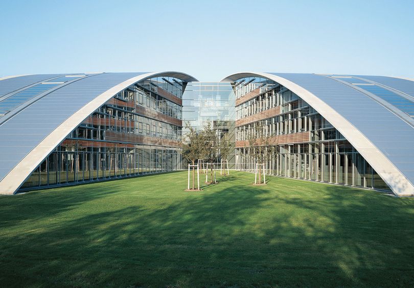 Bild: Gewerbe- und Verwaltungsbau Großaufnahme Burda Medienpark